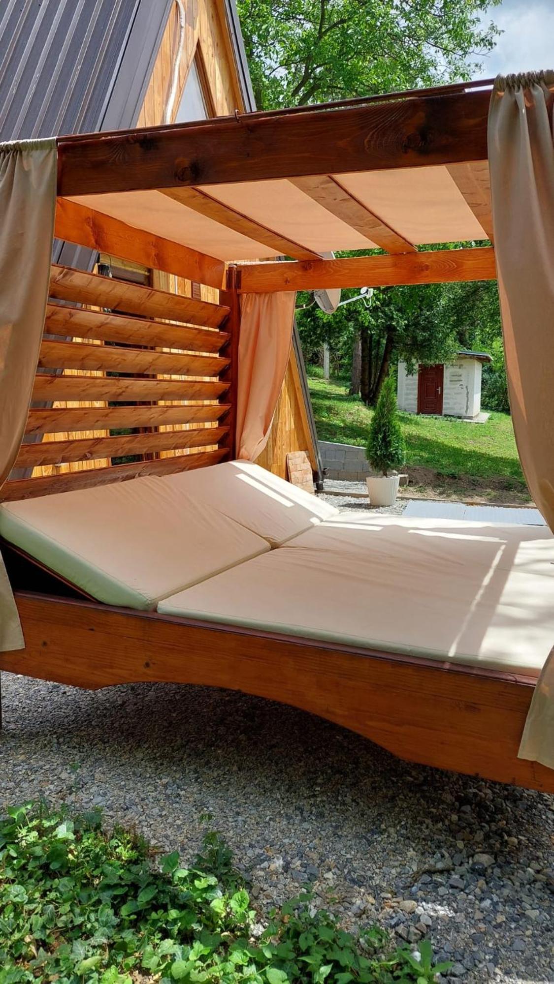 Luna Kuca- Devojacki Bunar Holiday home Vladimirovac